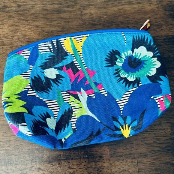 Estee Lauder Handbags - Estée Lauder Blue Tropical Floral Botanical Cosmetic Zipper Makeup Bag